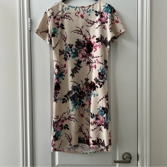 PINKBLUSH | Maternity Floral dress - Picture 2 of 7